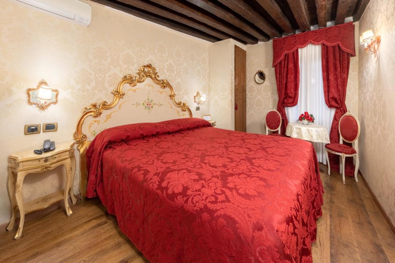 Residenza La Loggia Bed and Breakfast Venecia Exterior foto