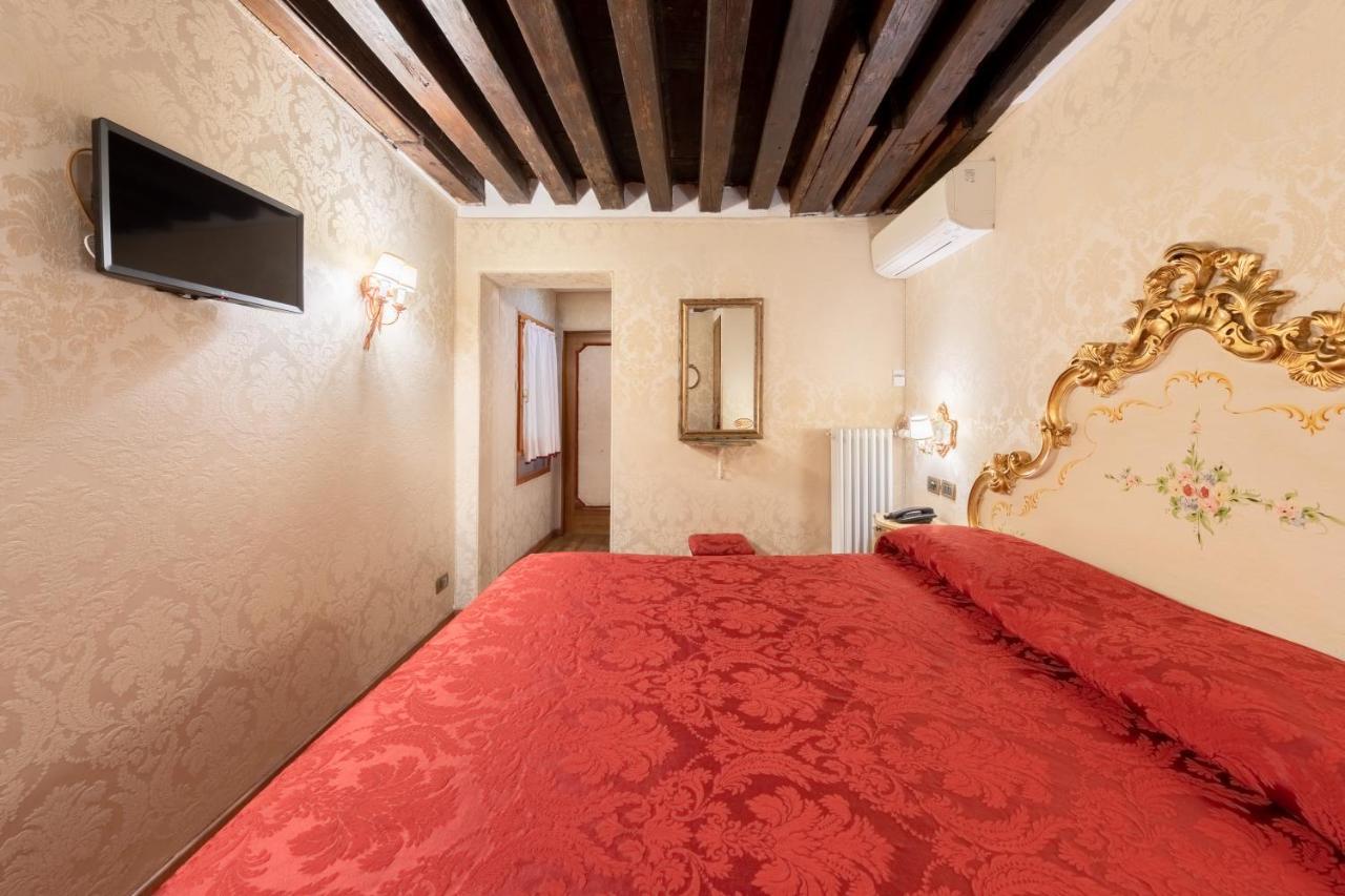 Residenza La Loggia Bed and Breakfast Venecia Exterior foto